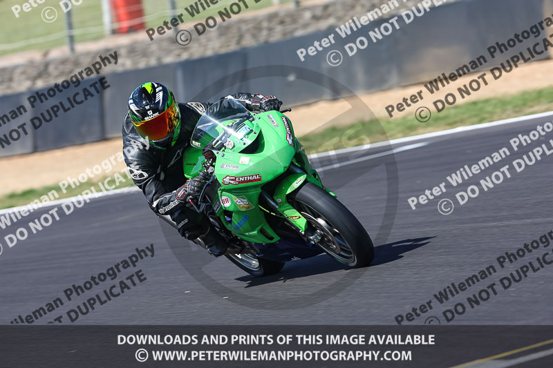 brands hatch photographs;brands no limits trackday;cadwell trackday photographs;enduro digital images;event digital images;eventdigitalimages;no limits trackdays;peter wileman photography;racing digital images;trackday digital images;trackday photos